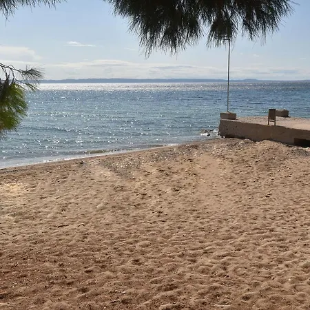 Casa de Férias Barlee Front House, *