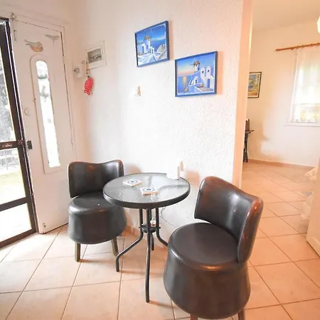 Casa de Férias Barlee Front House, *