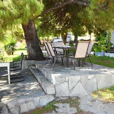 Barlee Front House, Metamorfosi (Sithonia)