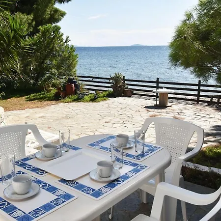 Barlee Front House,
